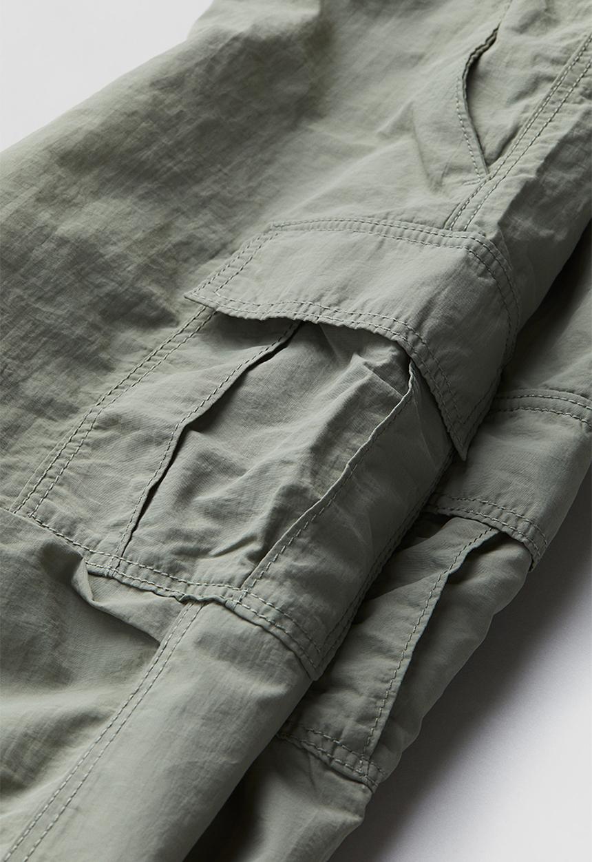 H&M - Nylon parachute trousers - green