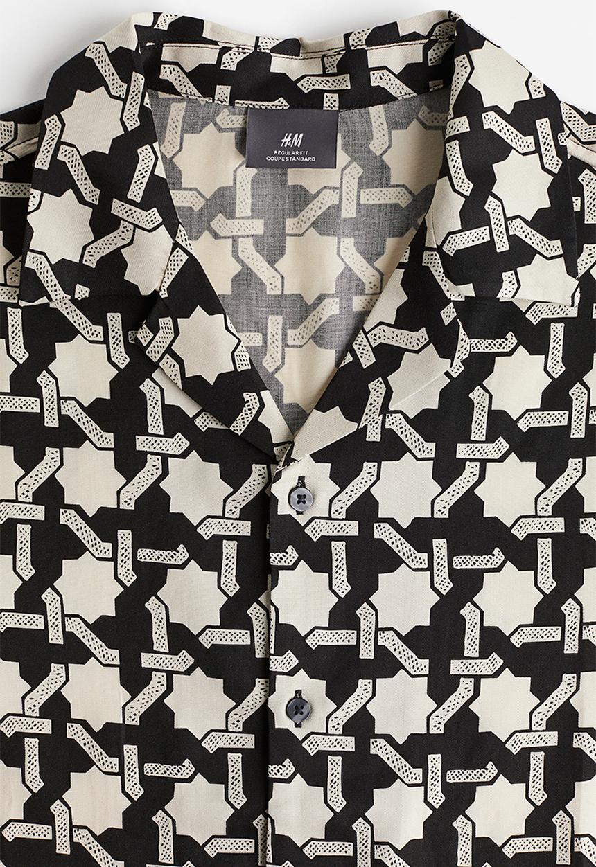 H&M - Regular fit lyocell resort shirt - light beige patterned