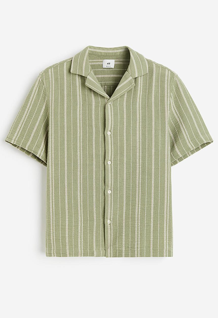 H&M - Regular fit textured-knit resort shirt - khaki green