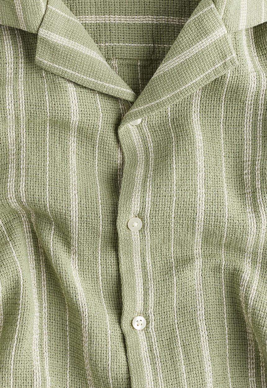 H&M - Regular fit textured-knit resort shirt - khaki green