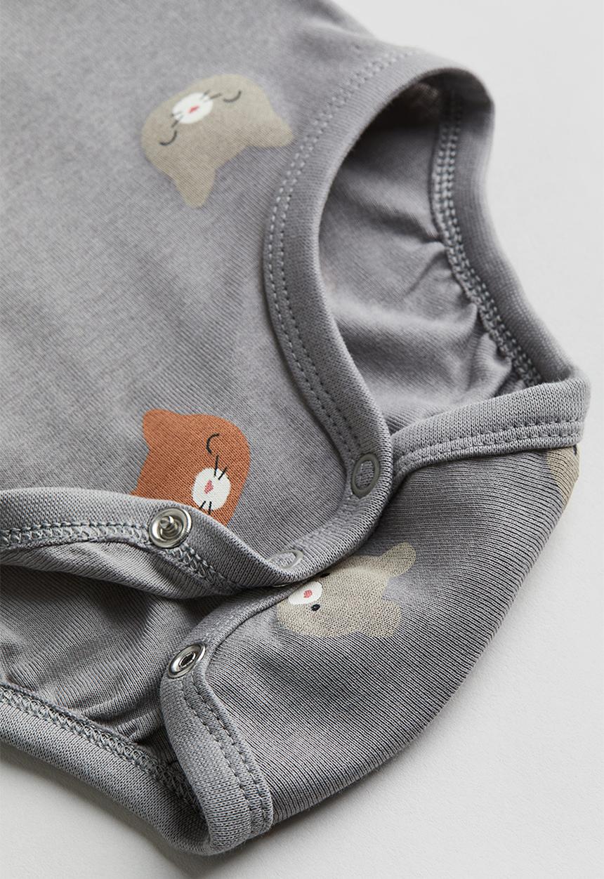 H&M - Patterned bodysuit - grey