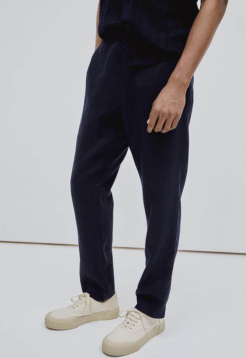 H&M - Regular fit linen trousers - navy blue 
