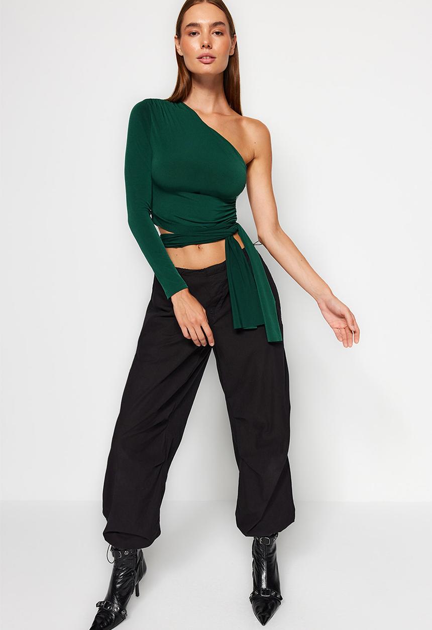 Trendyol - Slim Tie Detailed Single Sleeve Crop Knitted Blouse - Emerald Green