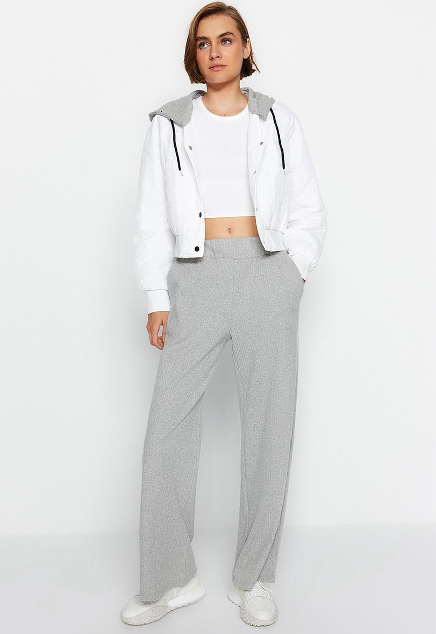 Trendyol - Wide Leg/Relaxed Fit Ribbed Knitted Sweatpants - Gray 