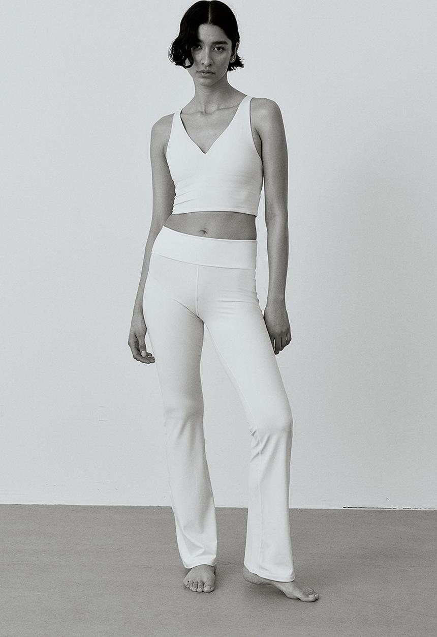 H&M - Softmove™ medium support sports bra - cream