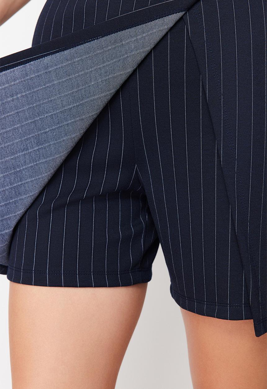 Trendyol - Striped Mini High Waist Knitted Shorts Skirt - Navy Blue 