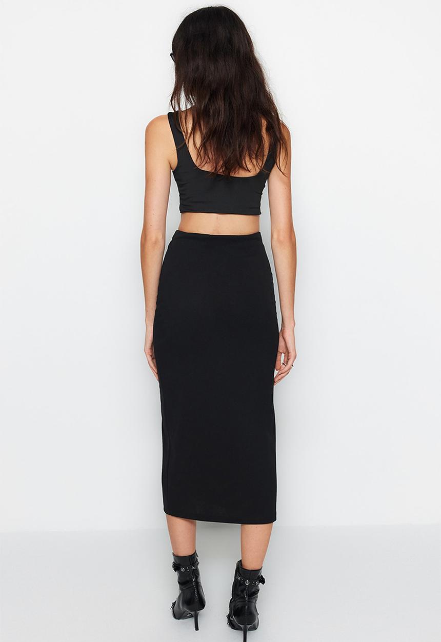 Trendyol - Crepe buckle maxi elastic knitted skirt with slit detail - black
