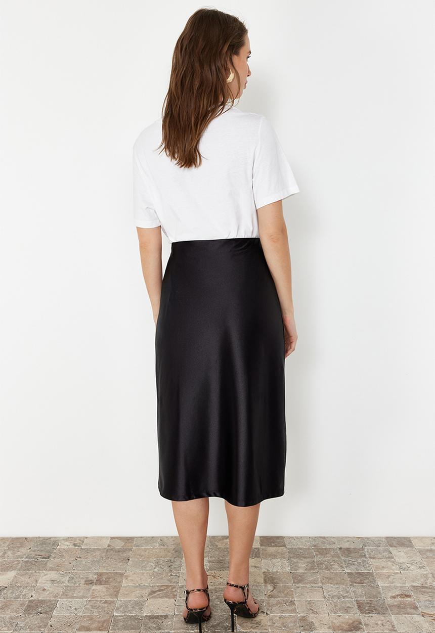 Trendyol - Premium satin a-line/alarm form midi knitted skirt - black