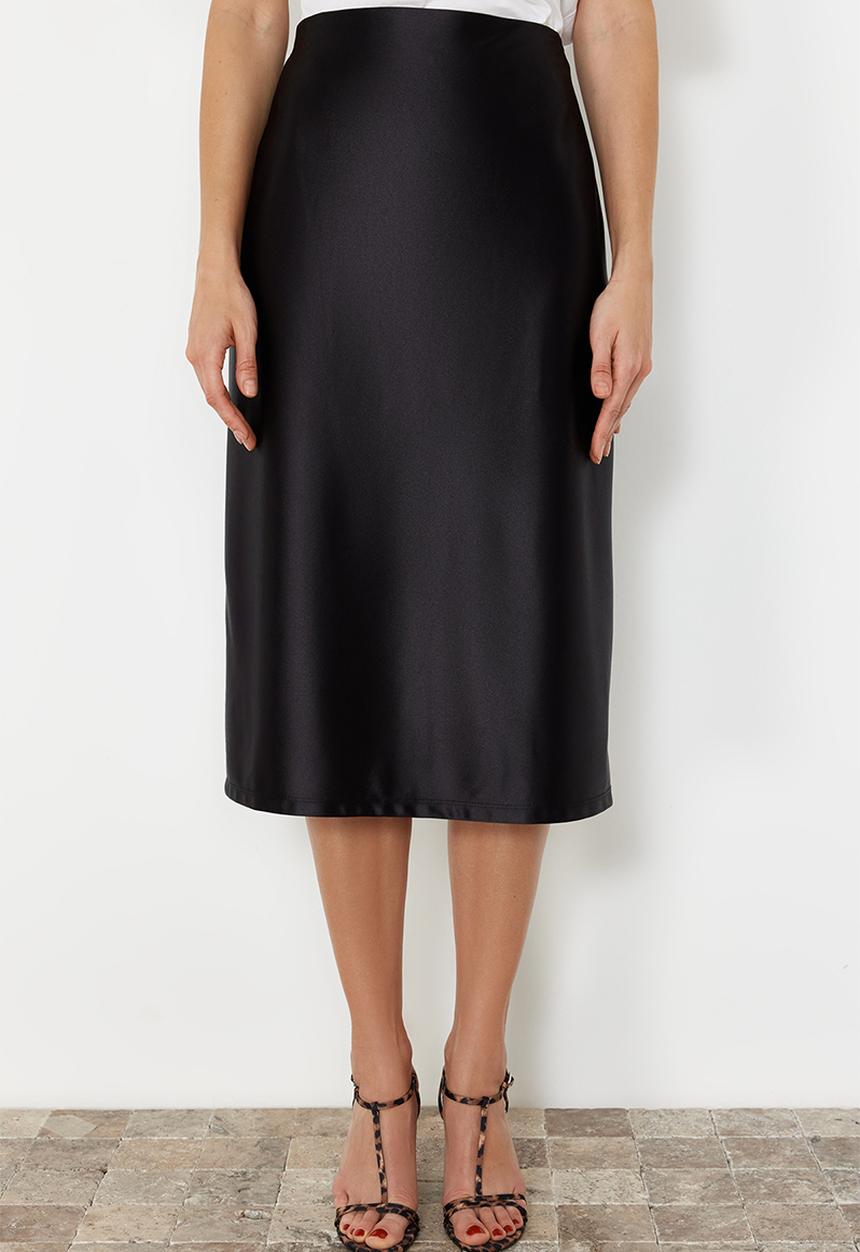 Trendyol - Premium satin a-line/alarm form midi knitted skirt - black