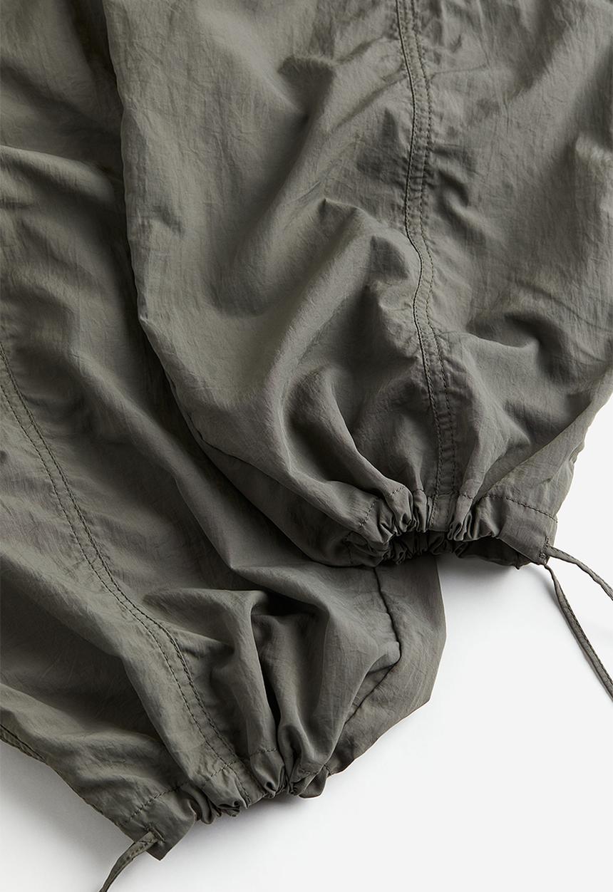 H&M - Nylon parachute trousers - khaki green