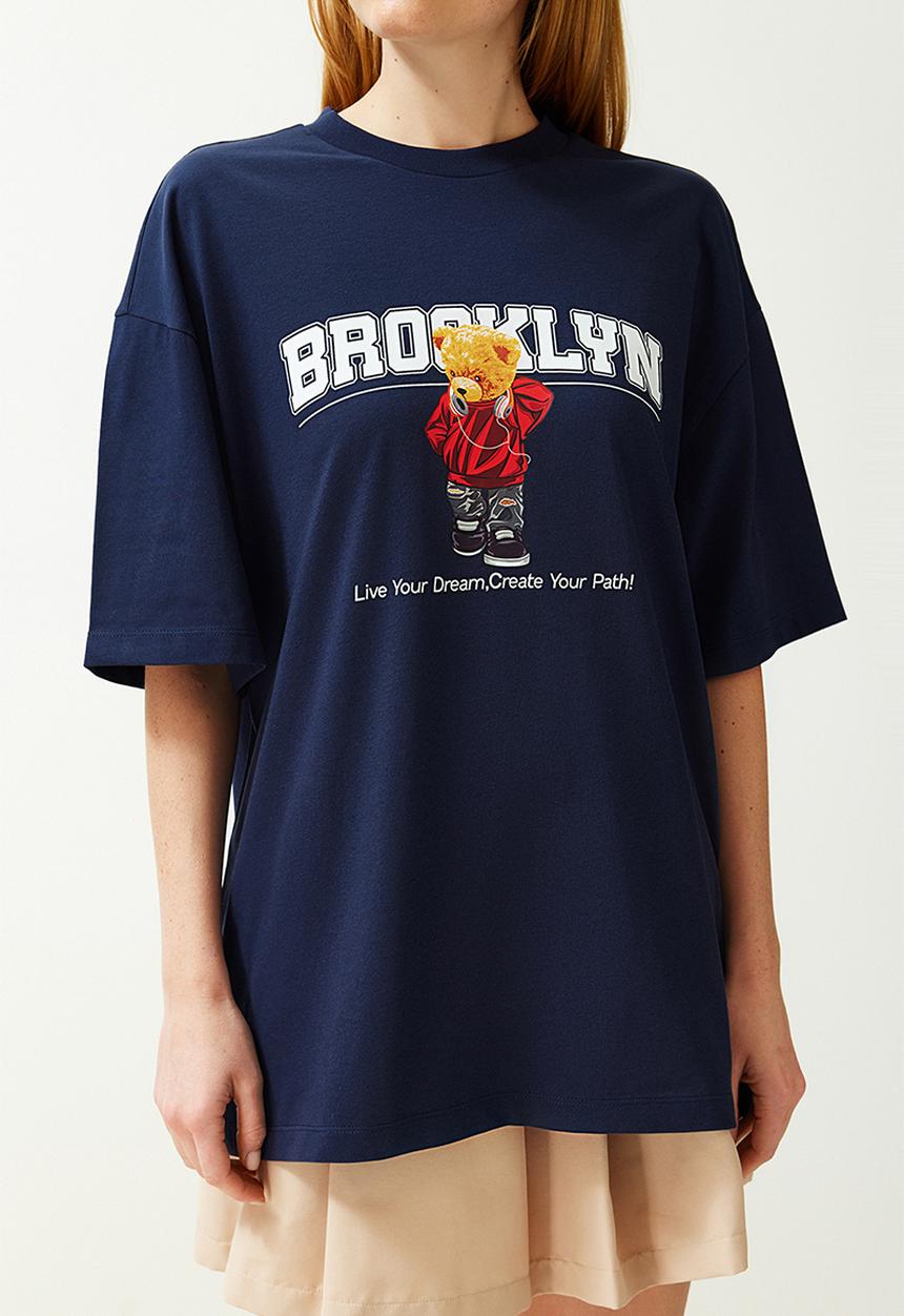 Trendyol - Printed oversize/wide fit crew neck knitted t-shirt - navy blue