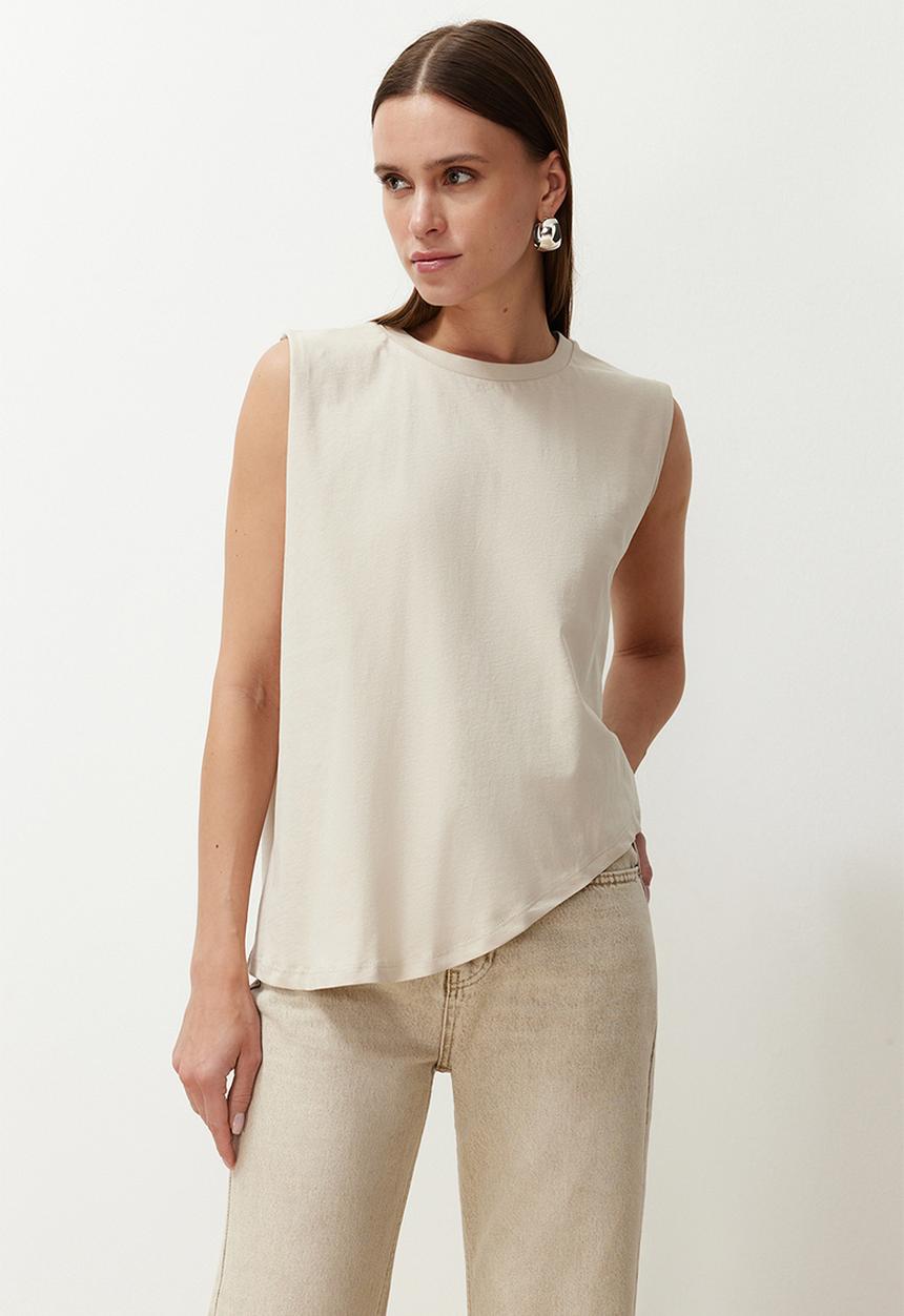 Trendyol - Asymmetrical crew neck knitted t-shirt - stone