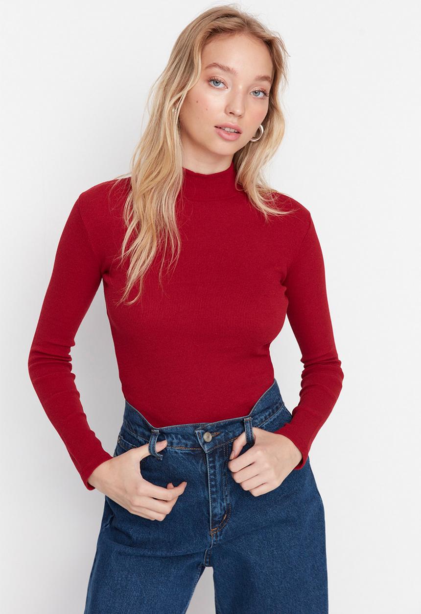 Trendyol - Slim fitted stand up collar ribbed stretch knitted blouse - burgundy
