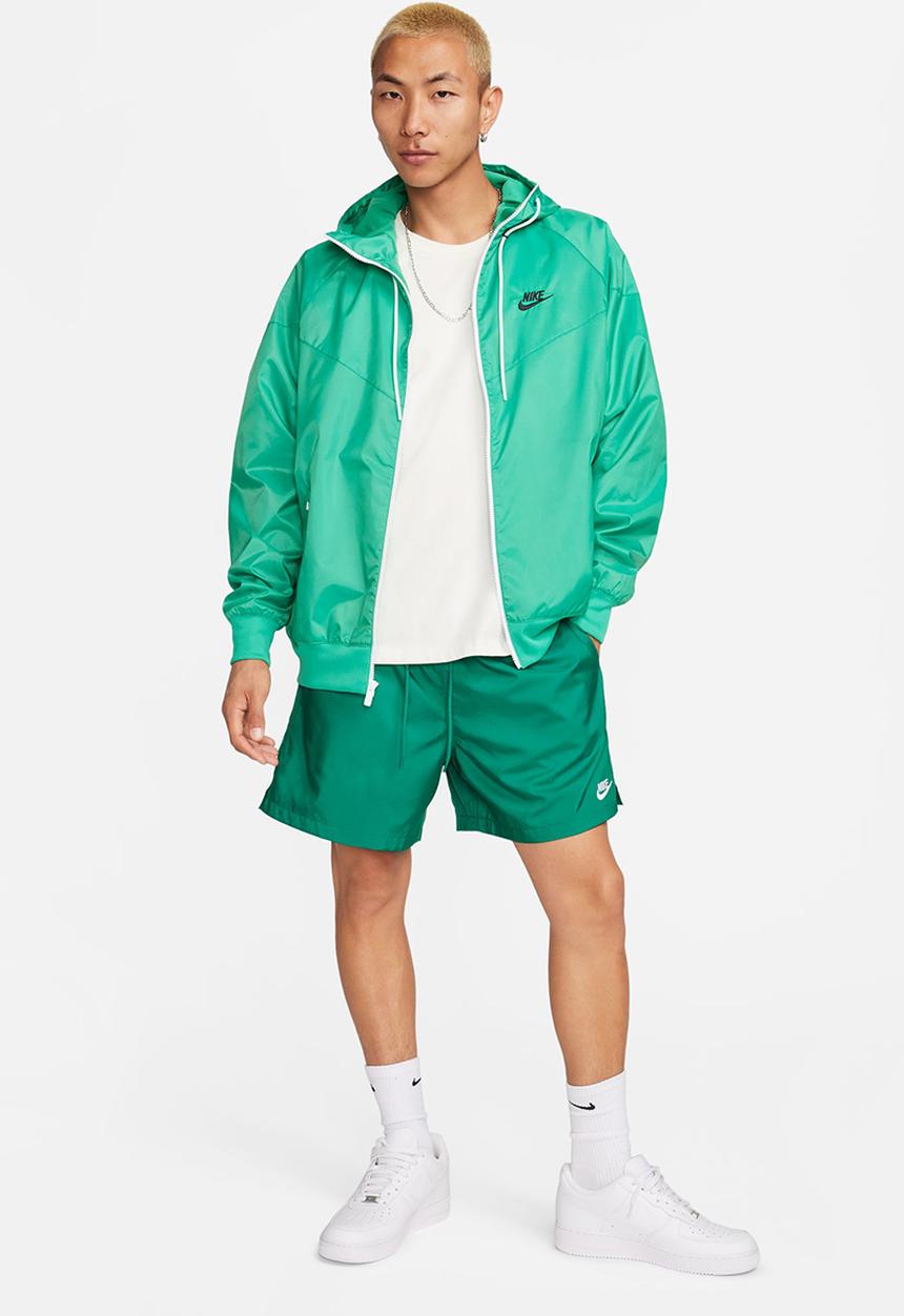 Nike - Nike Club Men's Woven Flow Shorts - malachite/white
