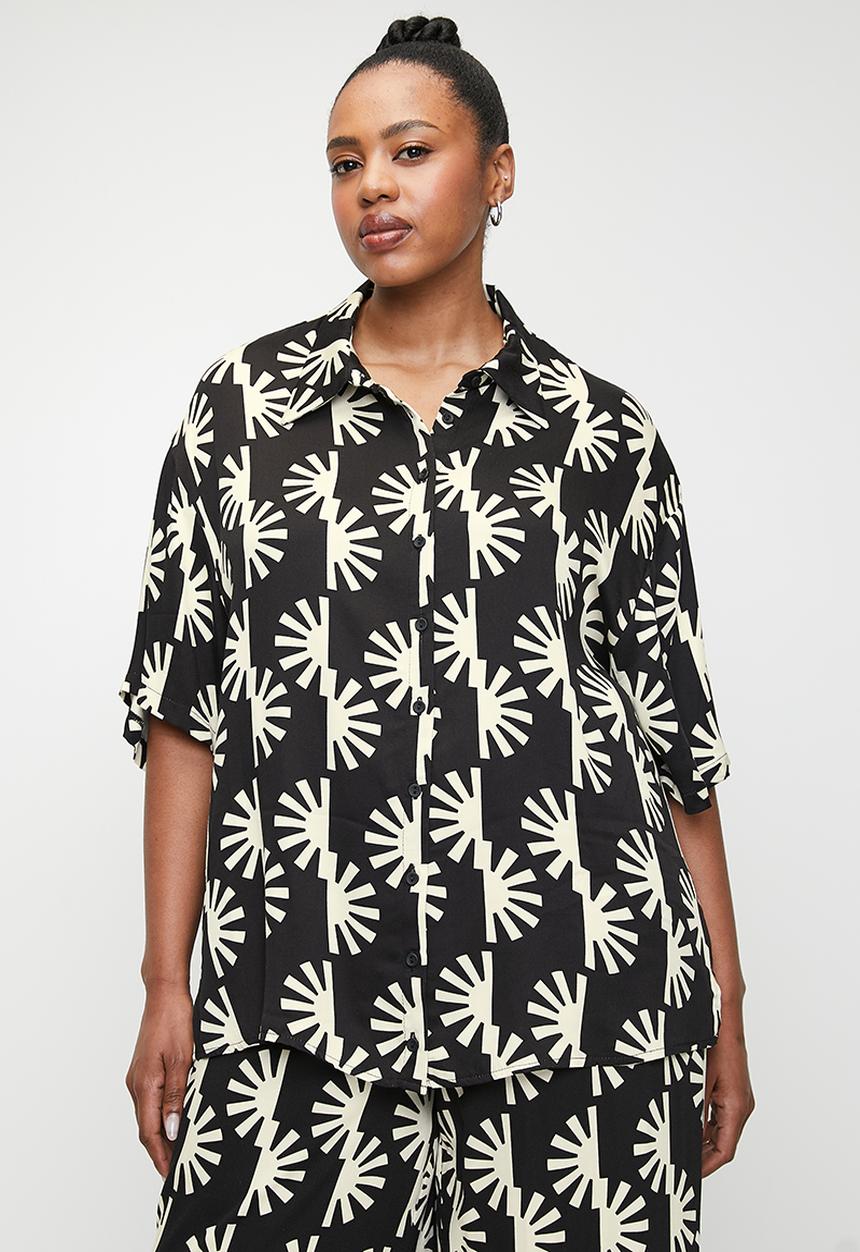 Me&B - Plus The Essential Boxy Shirt In Sun Stripe - Sunstripe