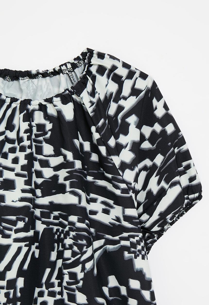 Pop Candy - Puff sleeve dress - black & white
