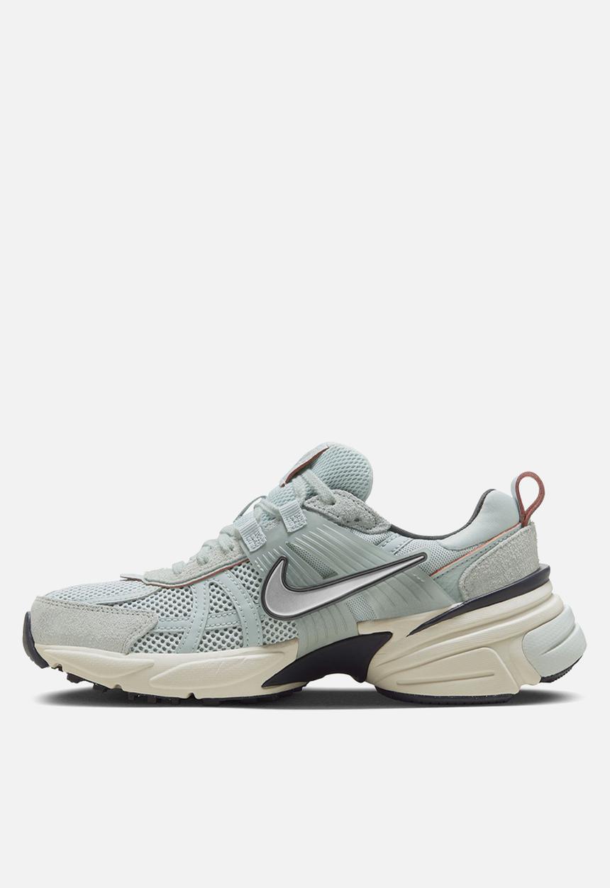 Nike - V2K Run