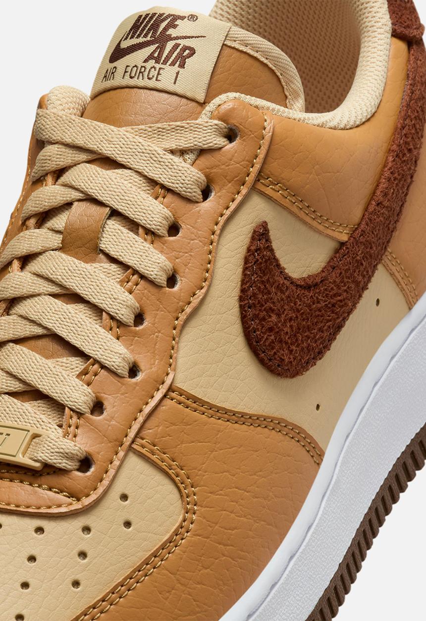 Nike - Air Force 1 '07 next nature