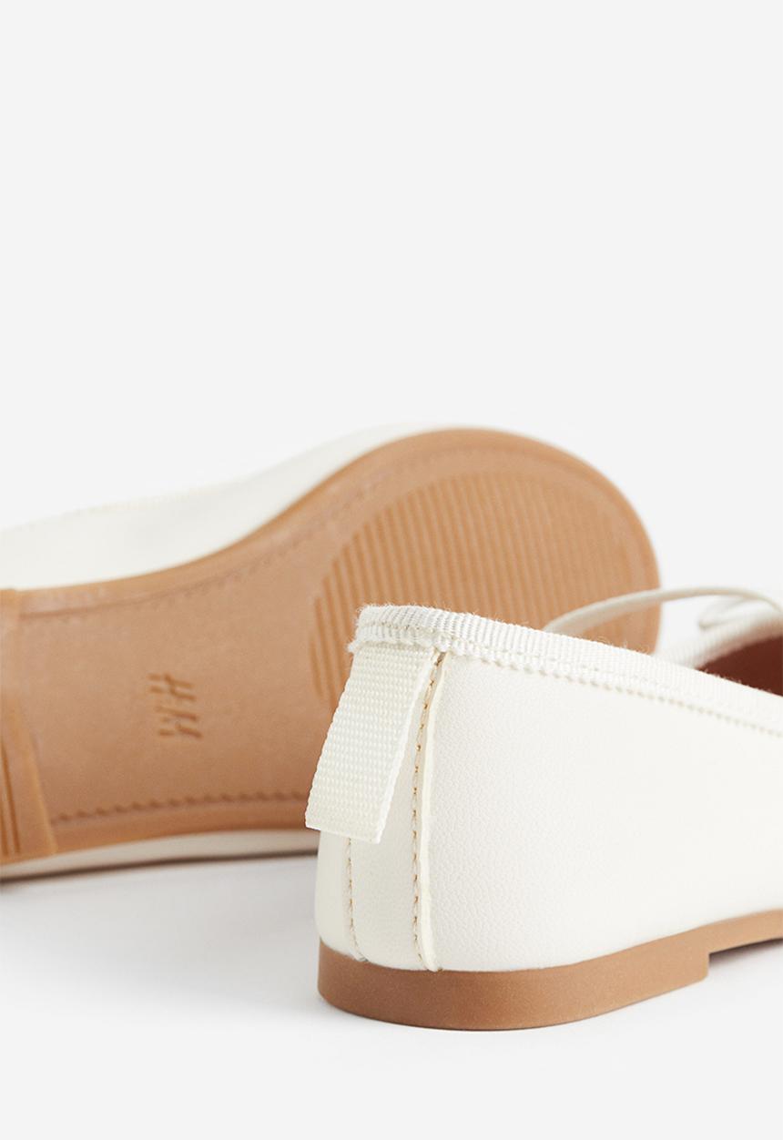 H&M - Ballet pumps - white