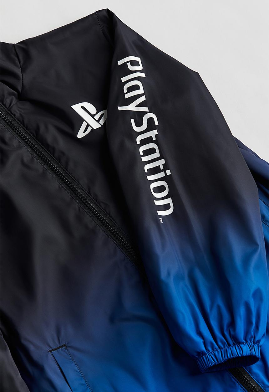 H&M - Print-motif windbreaker - black & playstation
