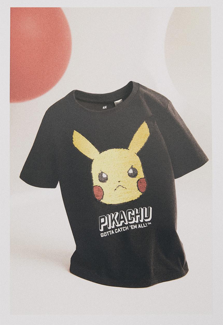 H&M - Reversible sequin t-shirt - black & pokémon