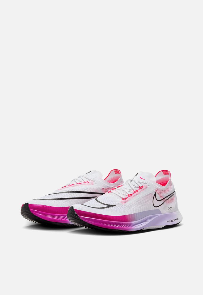 Nike - Streakfly