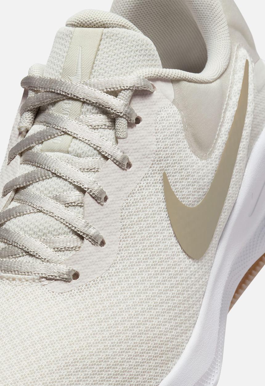 Nike - Revolution 7