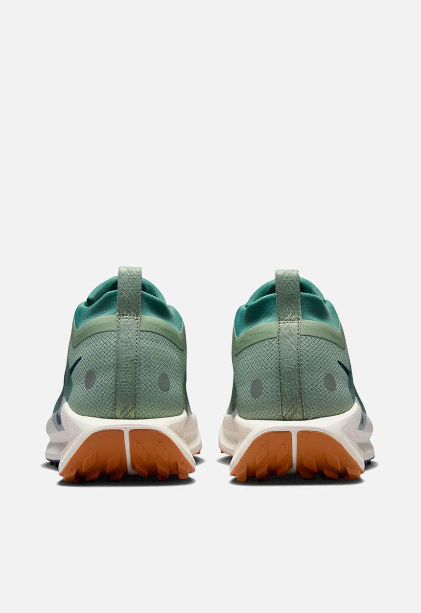 Nike - Pegasus Trail 5 Gore-Tex