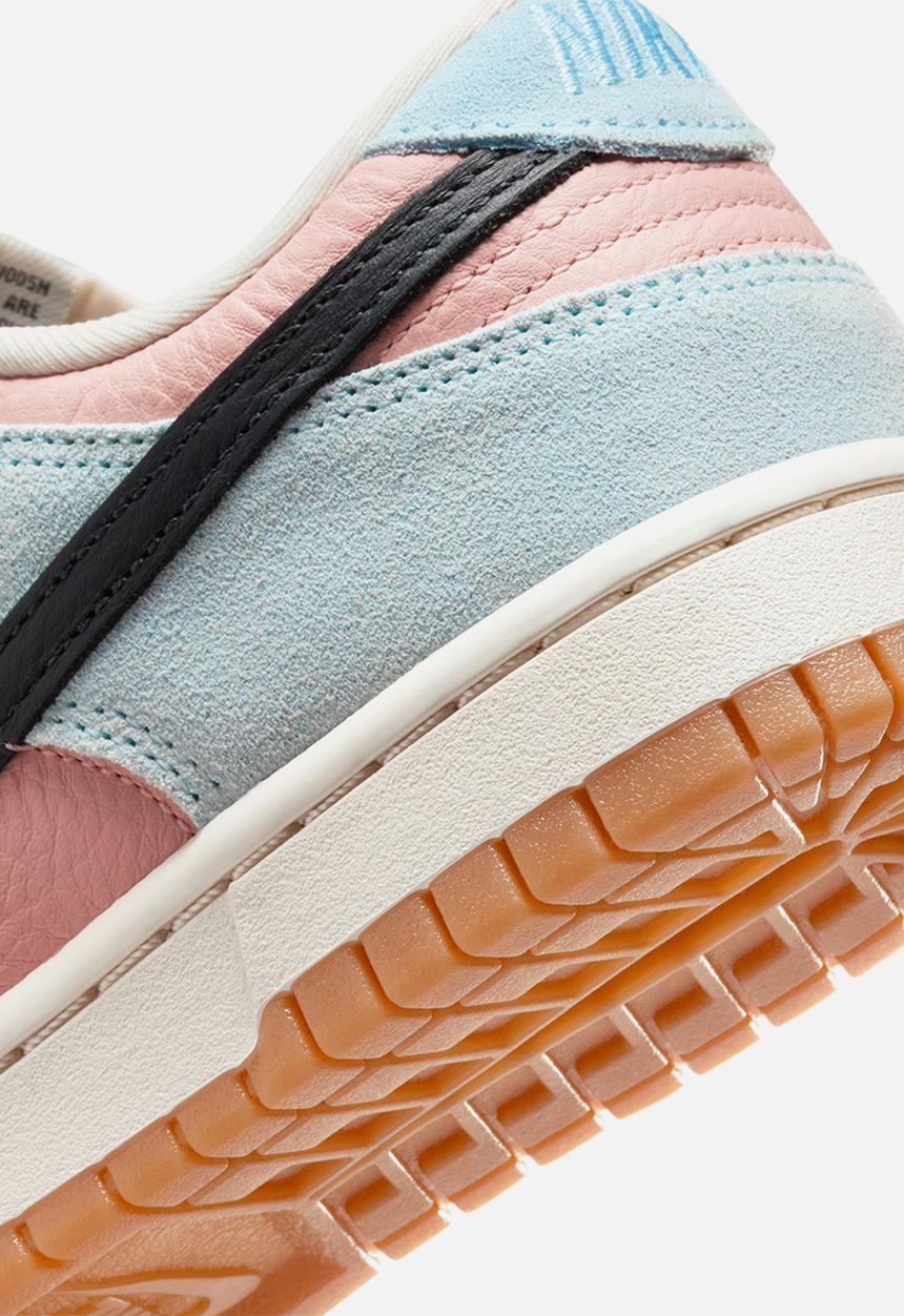 Nike - Dunk Low