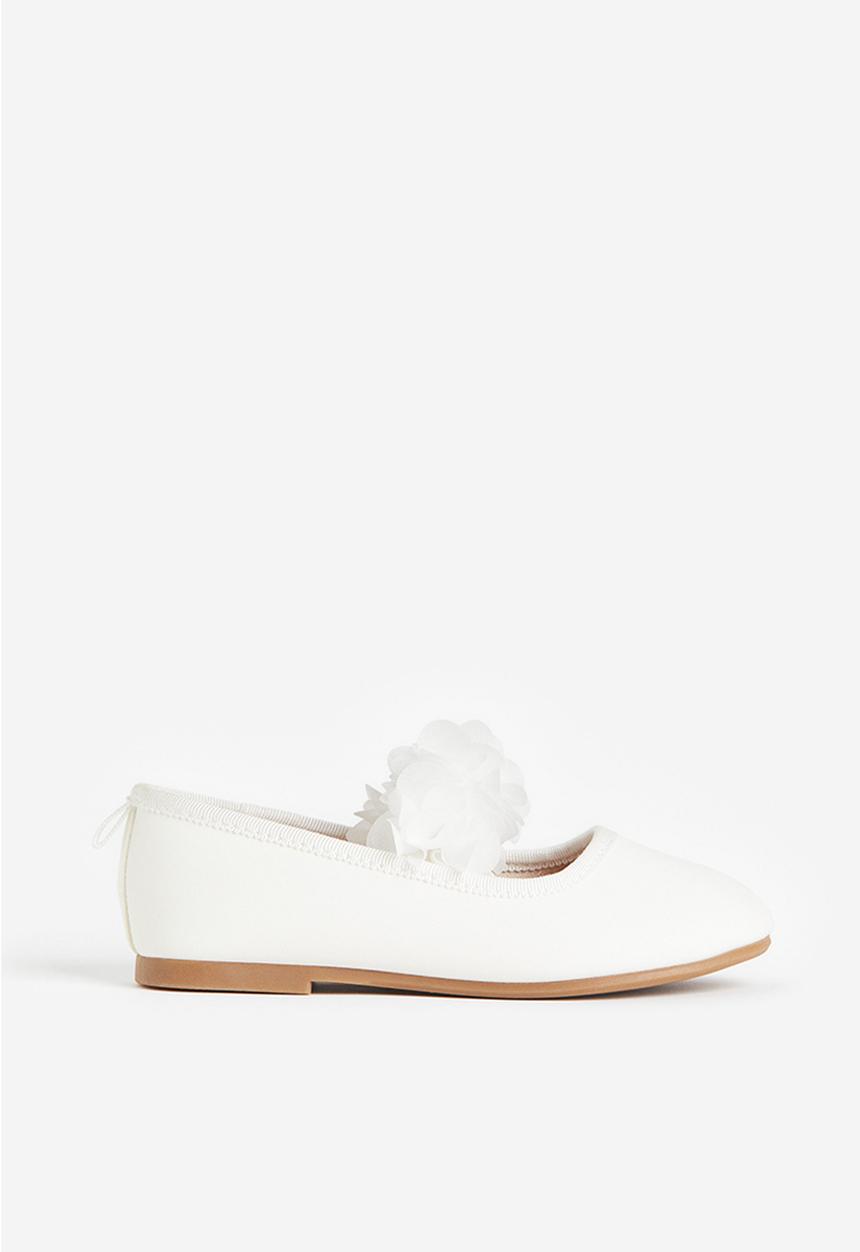 H&M - Appliquéd ballet pumps - white