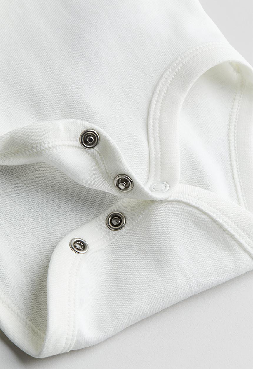 H&M - 2 pack long-sleeved bodysuits - white winnie the pooh