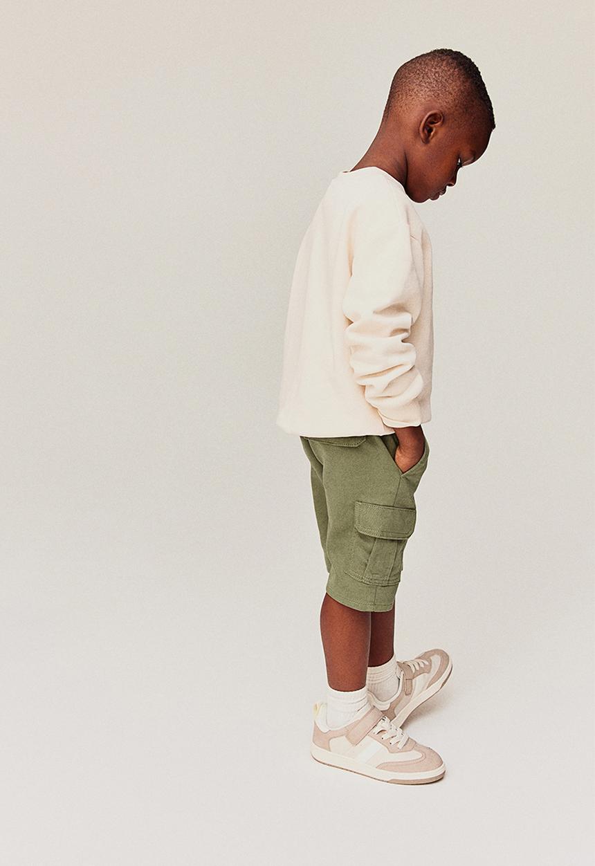 H&M - Cargo shorts - khaki green 