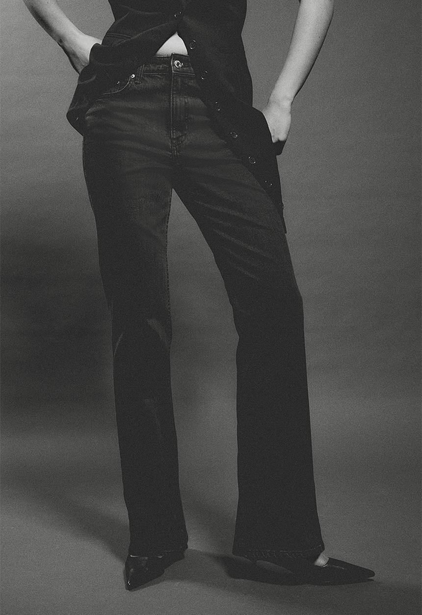 H&M - Bootcut high jeans - black