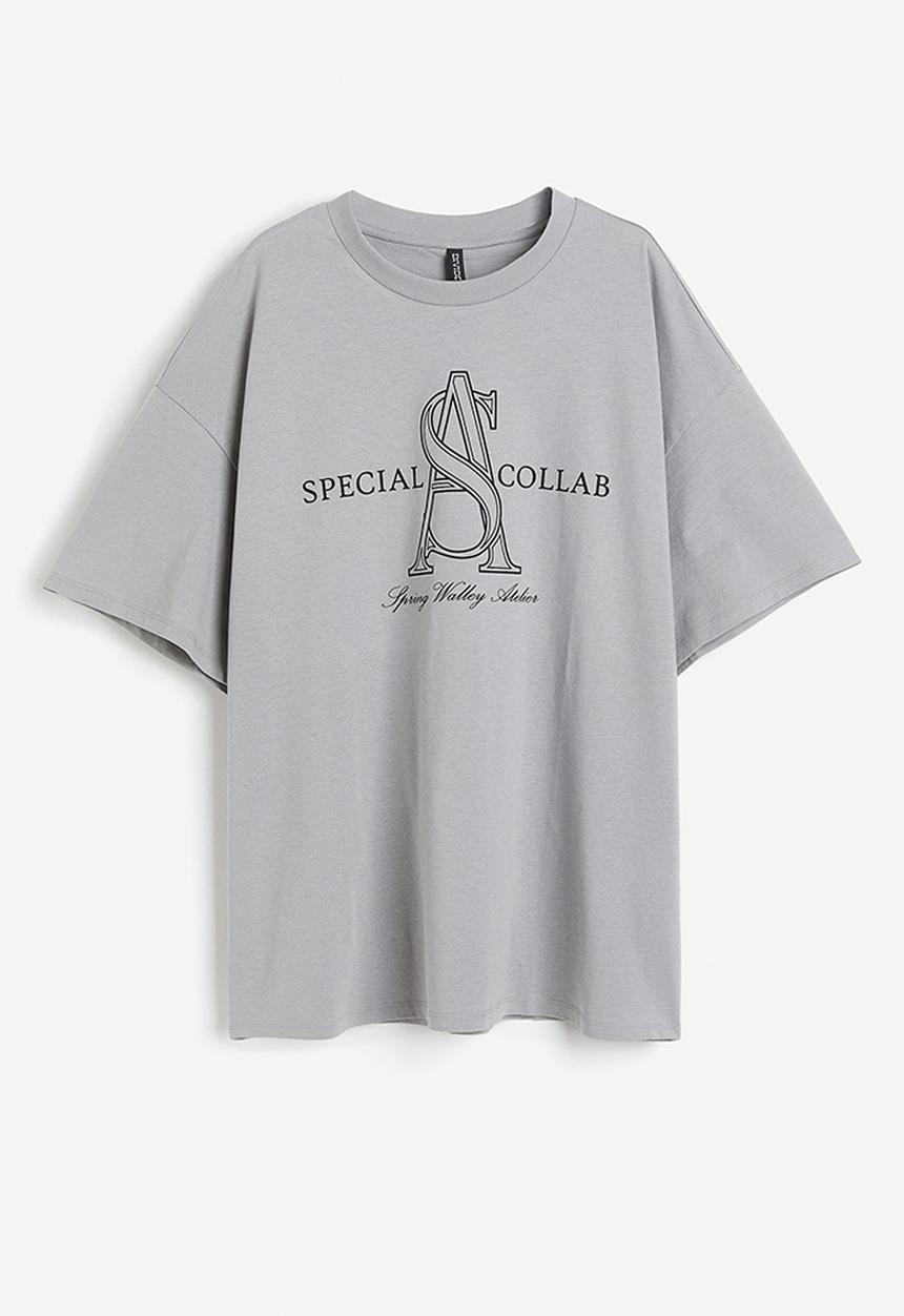 H&M - Oversized motif-detail t-shirt - grey & special collab