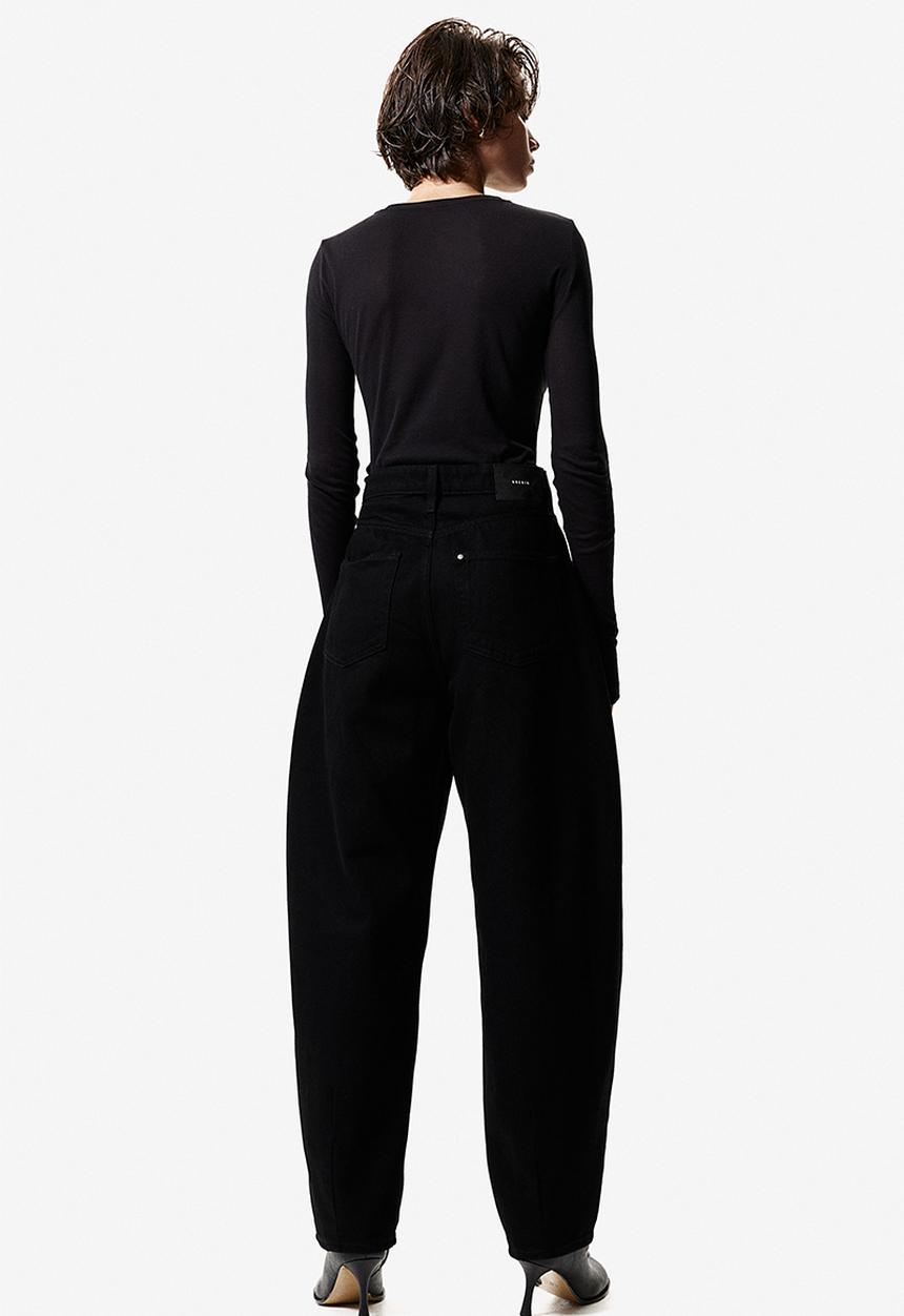 H&M - Barrel high jeans - black