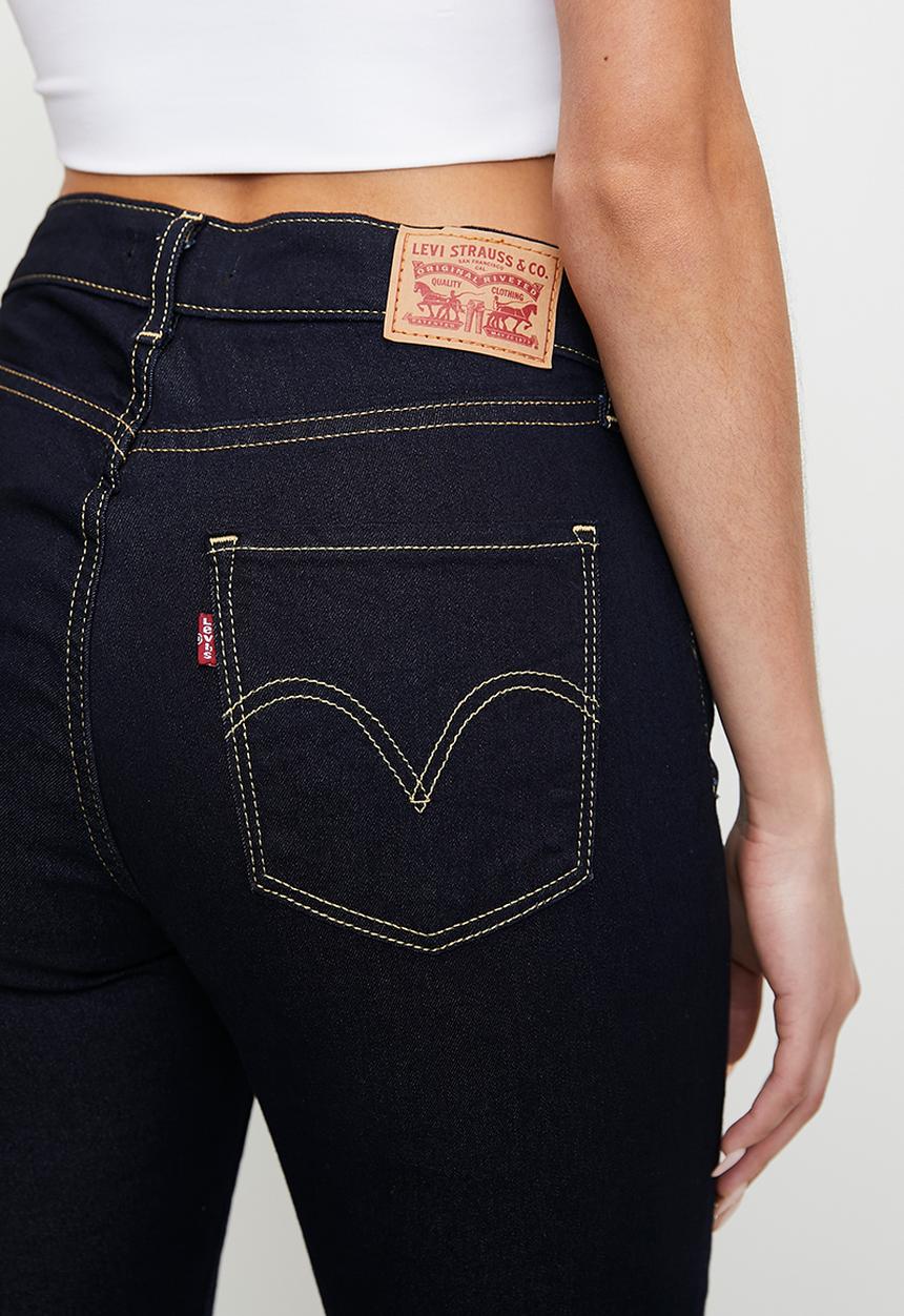 Levi’s® - Curvy Hirise Super Skinny - Cast Shadows