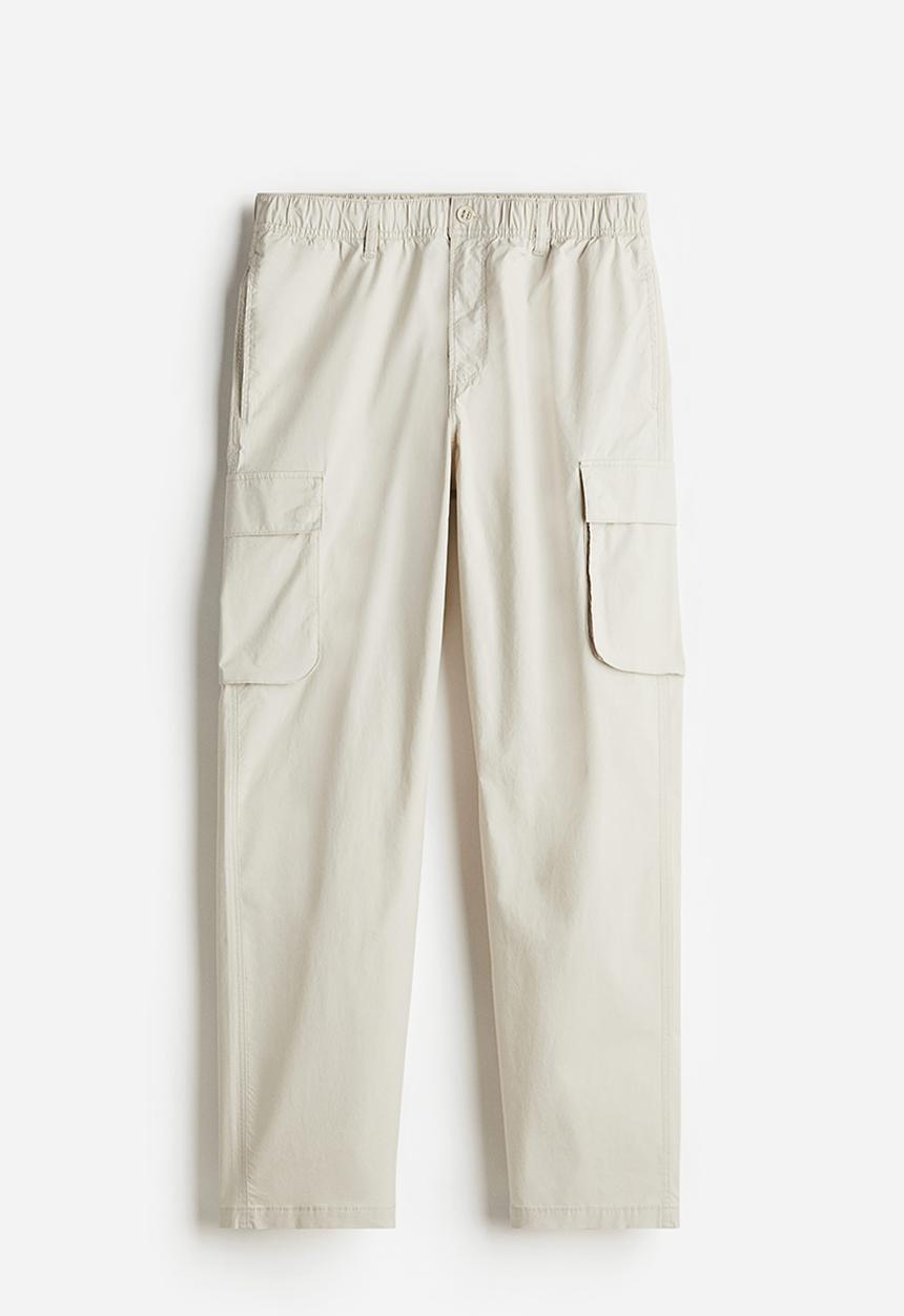 H&M - Regular fit cargo trousers - cream