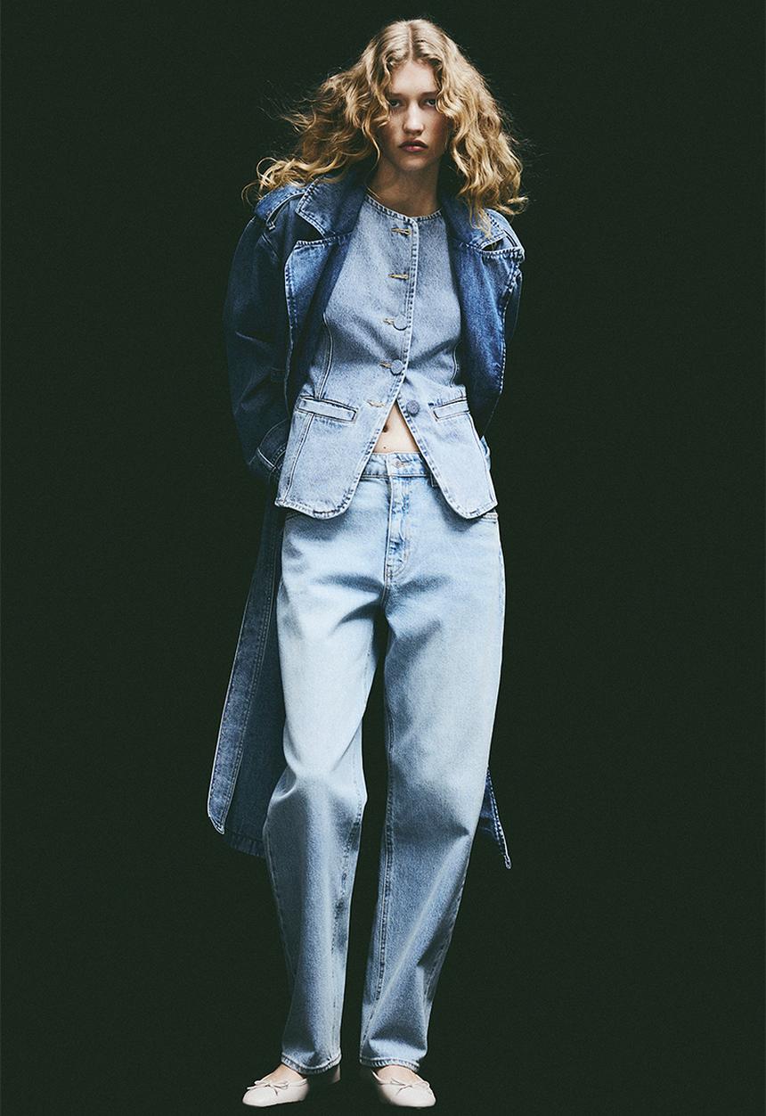 H&M - Tapered high jeans - light denim blue