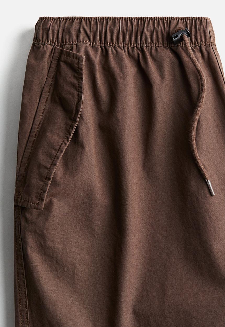 H&M - Loose fit parachute trousers - brown