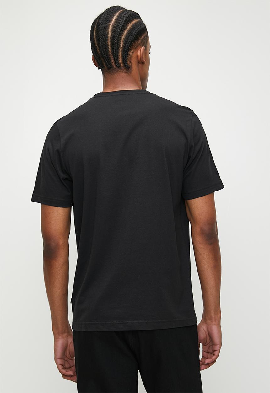 PUMA - ESS+ 2 Col Logo Tee - Puma Black-red mazing
