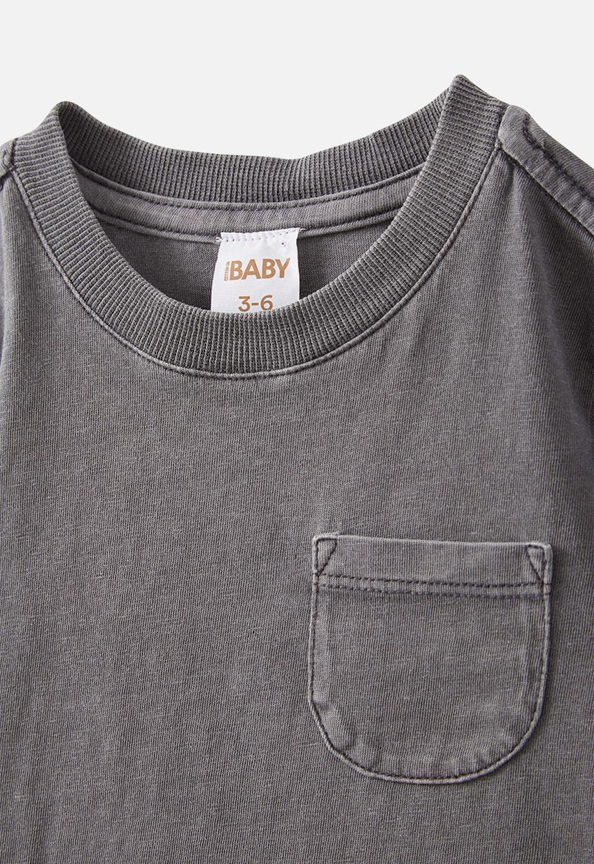 Cotton On - Jamie short sleeve graphic print tee - rabbit grey wash