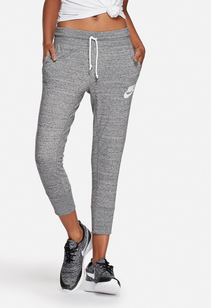 Nike - Nike Gym Vintage Capri