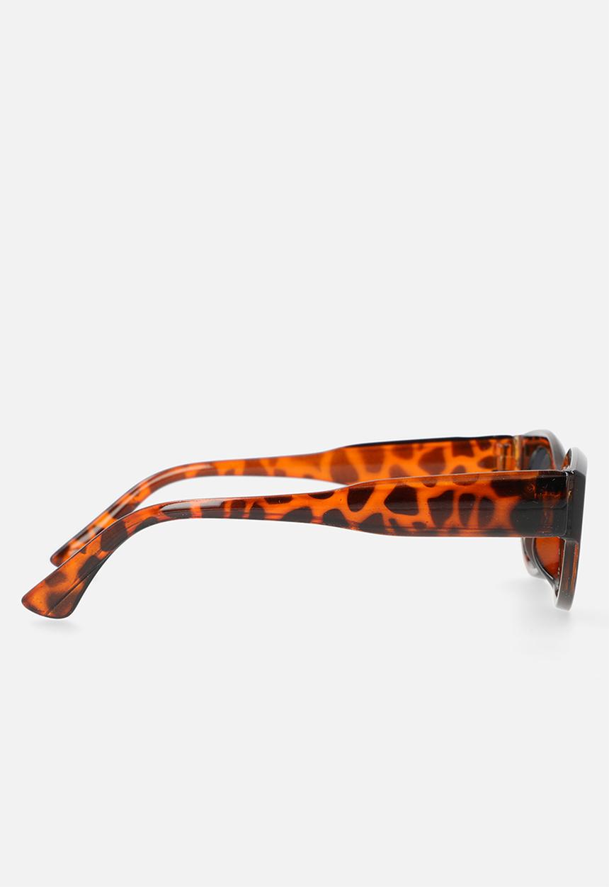 Superbalist - Becks cateye sunglasses-brown