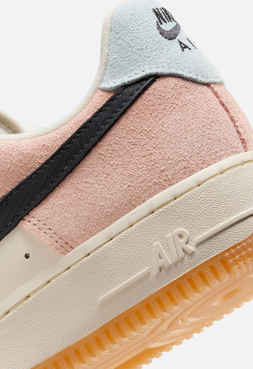 Nike - Air Force 1 '07