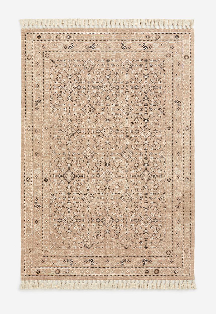 H&M - Fringed patterned rug - light pink patterned