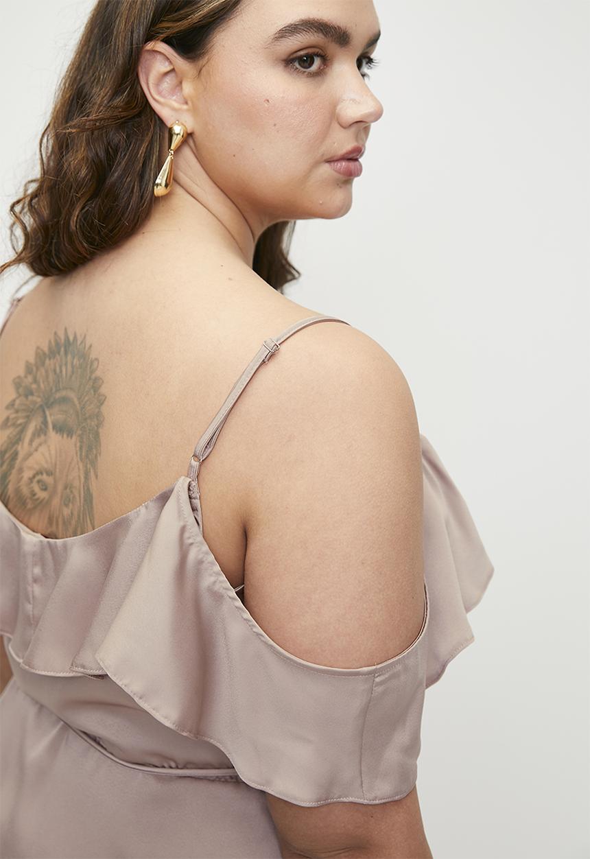 MILLA - Cold shoulder flutter wrap dress - bark