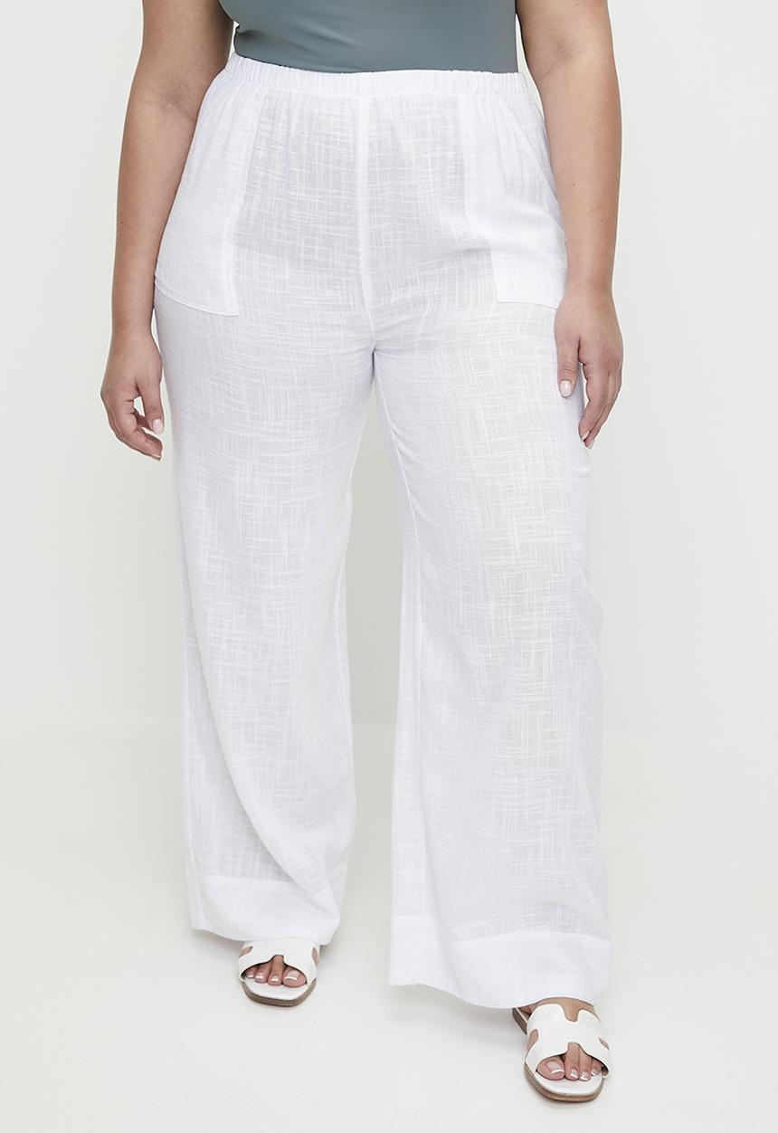 Cotton On - Plus Relaxed Pocket Beach Pant-White