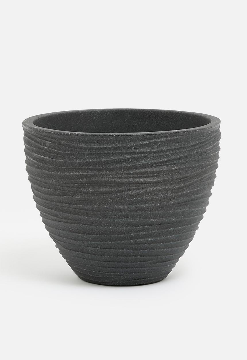 H&S - Silhouette planter - Black