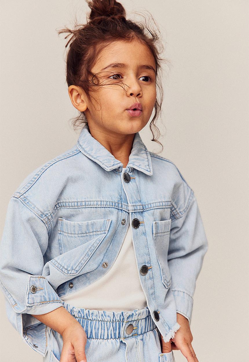H&M - Loose fit denim shorts - light denim blue