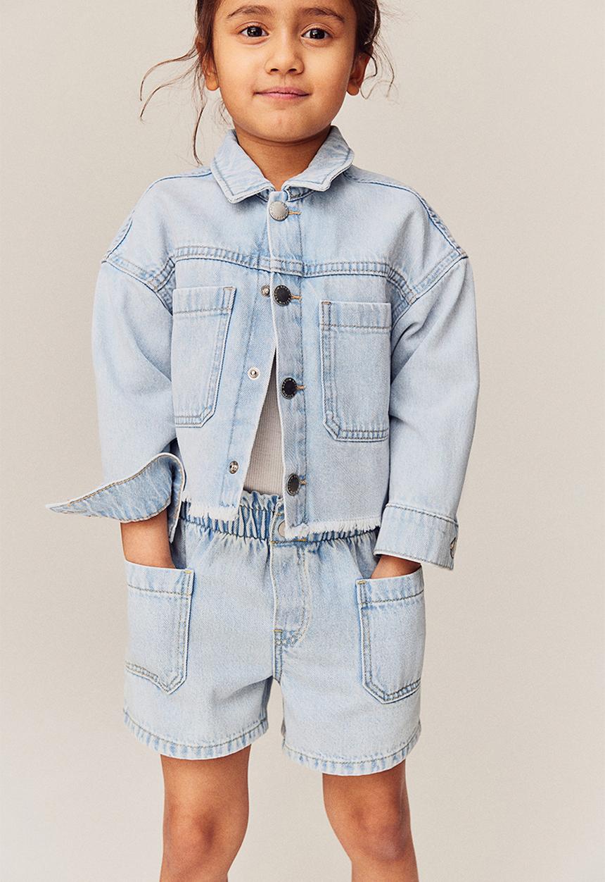 H&M - Loose fit denim shorts - light denim blue
